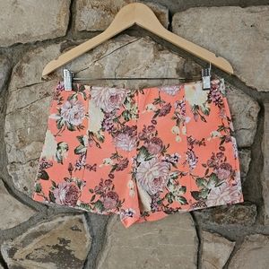 Floral Shorts Zip Back Size M